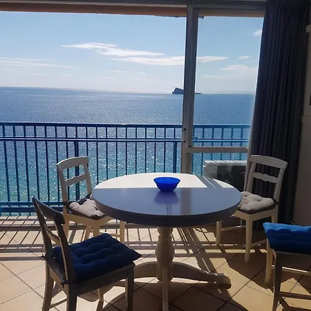 Apartamento Palmeras 1° Linea Playa